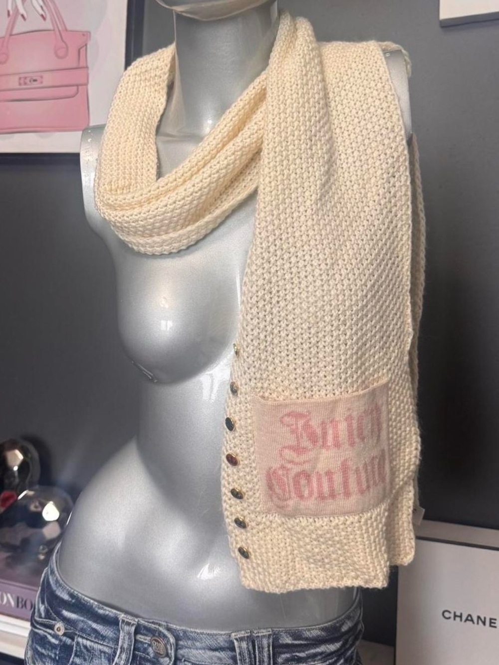 Juicy Couture Vintage Crochet Knit Cream Scarf - Picture 2 of 5
